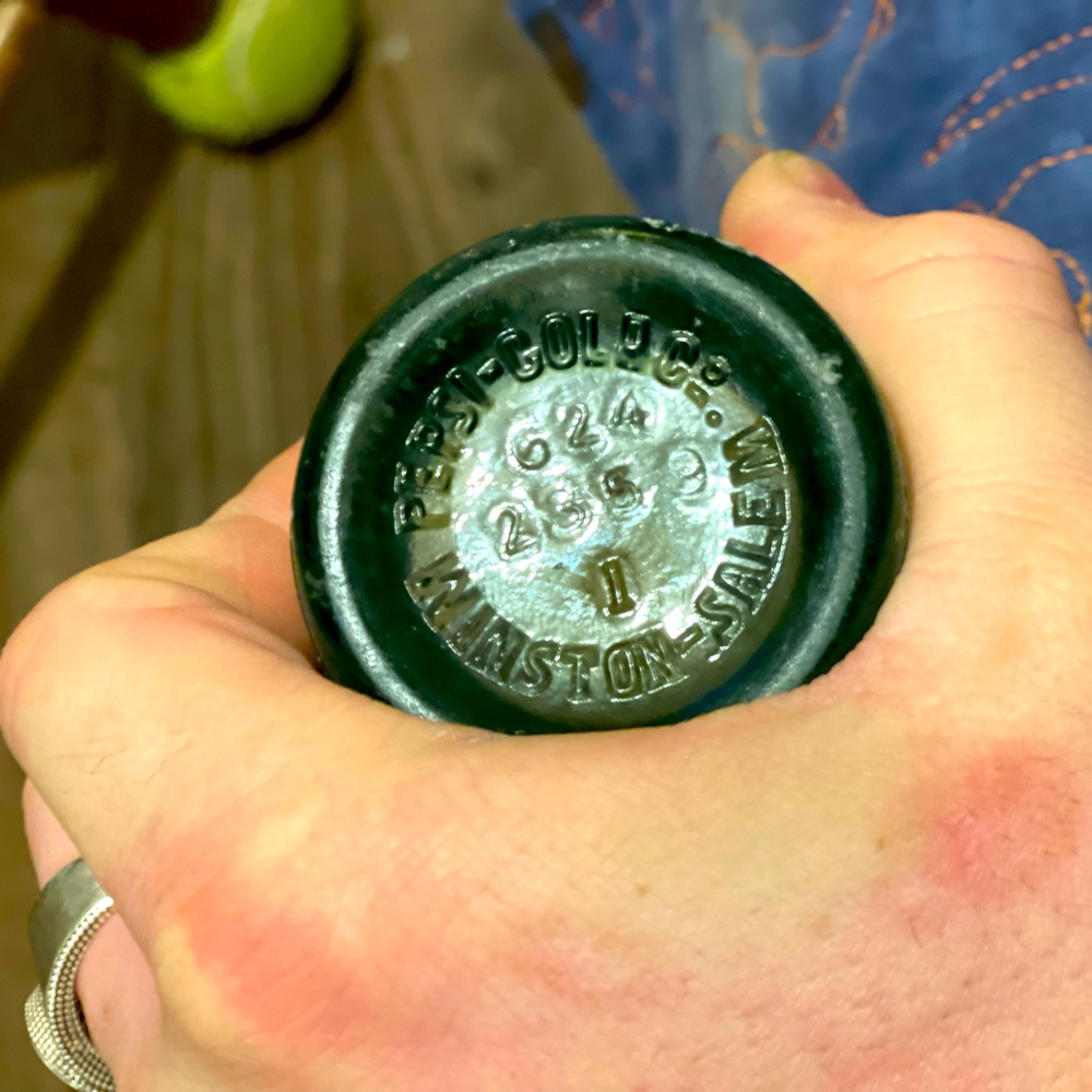 🔥impossible rare vert & horiz embossed 1920’s Pepsi test bottle W.Salem, NC🔥